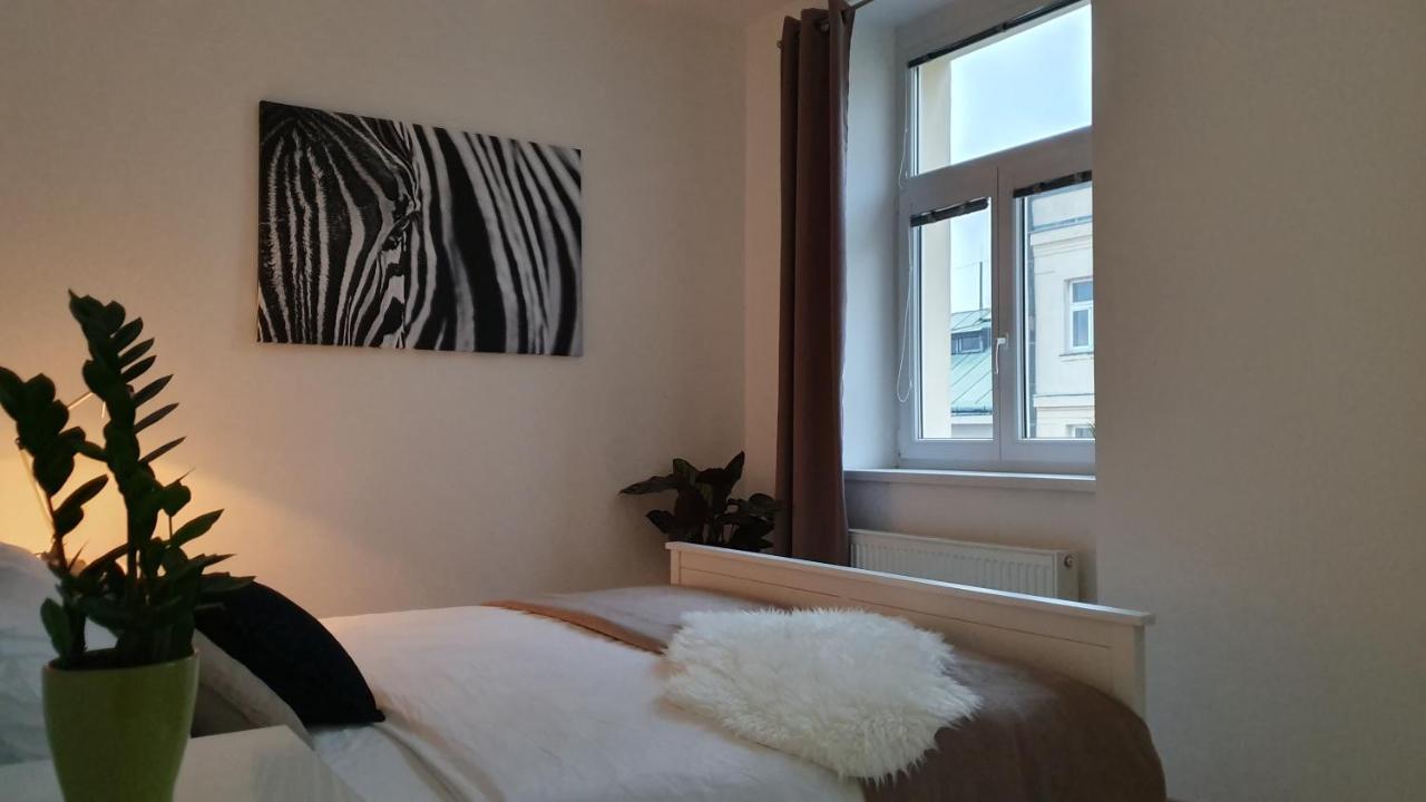 Apartment Le Monde - Amazing 5bdr In Downtown Bratislava